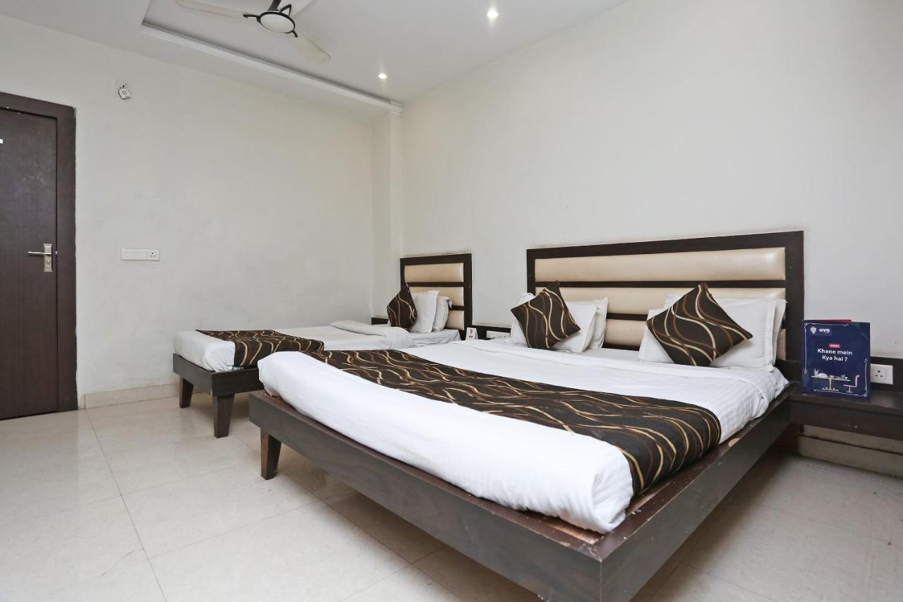 Oyo 6359 Hotel Mezbaan Regency Rāipur Extérieur photo